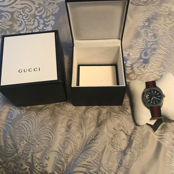 Gucci Watch - Picture 3 of 4